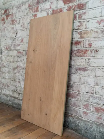 Knotty Oak