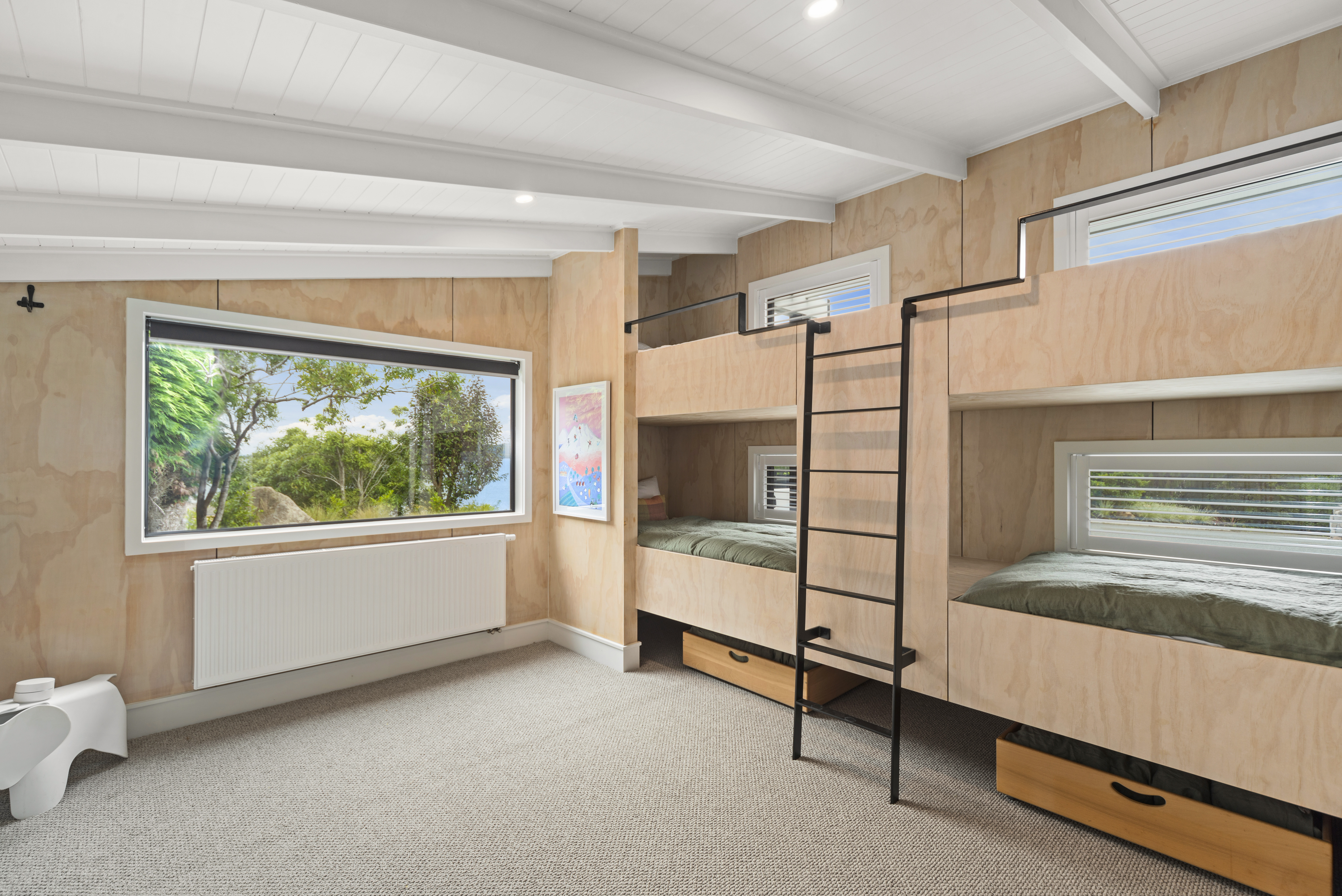 Grooved Radiata Plywood 