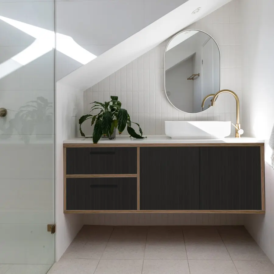 HPL Italia Midnight Oak 