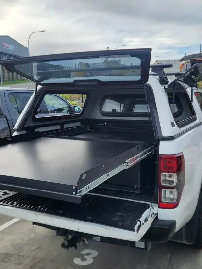 Hexa-Interior Gripdeck