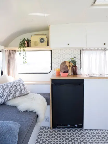 Caravan Ply